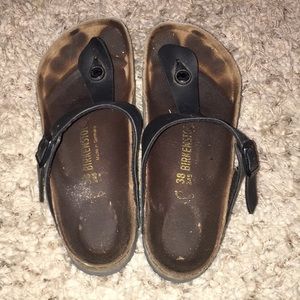 Black Gizeh Birkenstocks